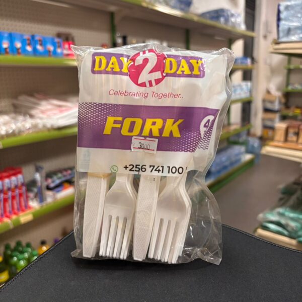 PLASTIC FORKS